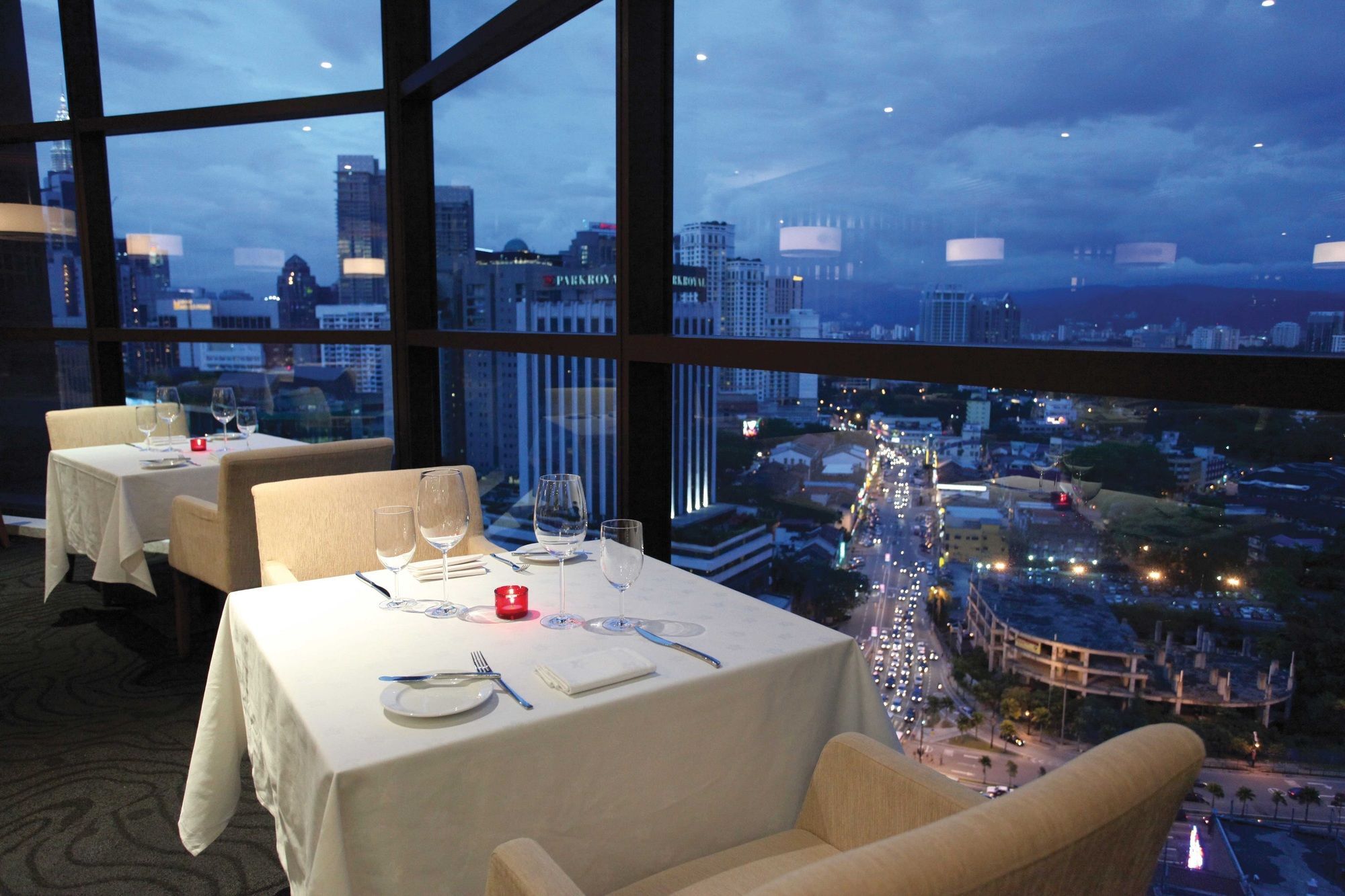 1imbi Times Square Hotel 3*