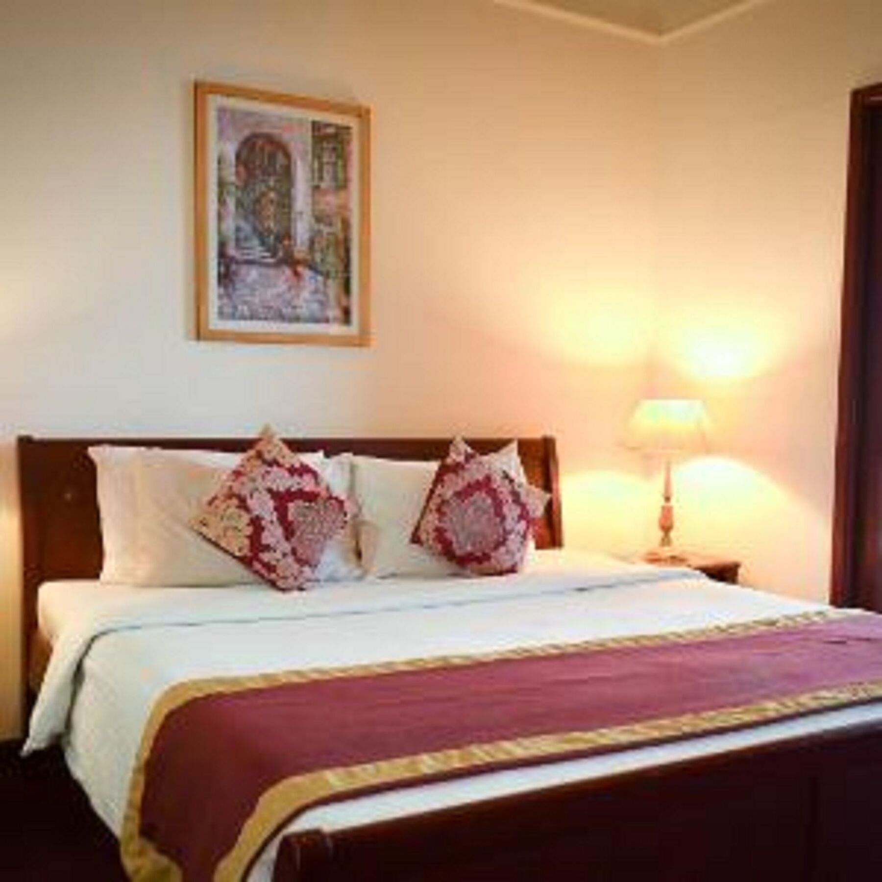 Hotel 1imbi Times Square 3*